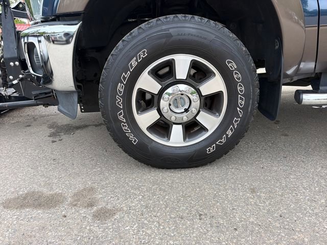 Used 2016 Ford F350 Lariat w/ Lariat Interior Package AWD/4WD image 32