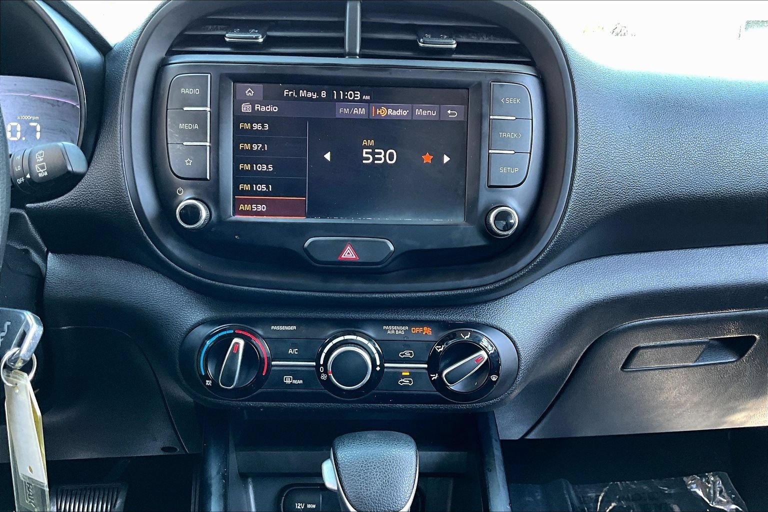 Used 2023 Kia Soul LX w/ LX Technology Package FWD image 16