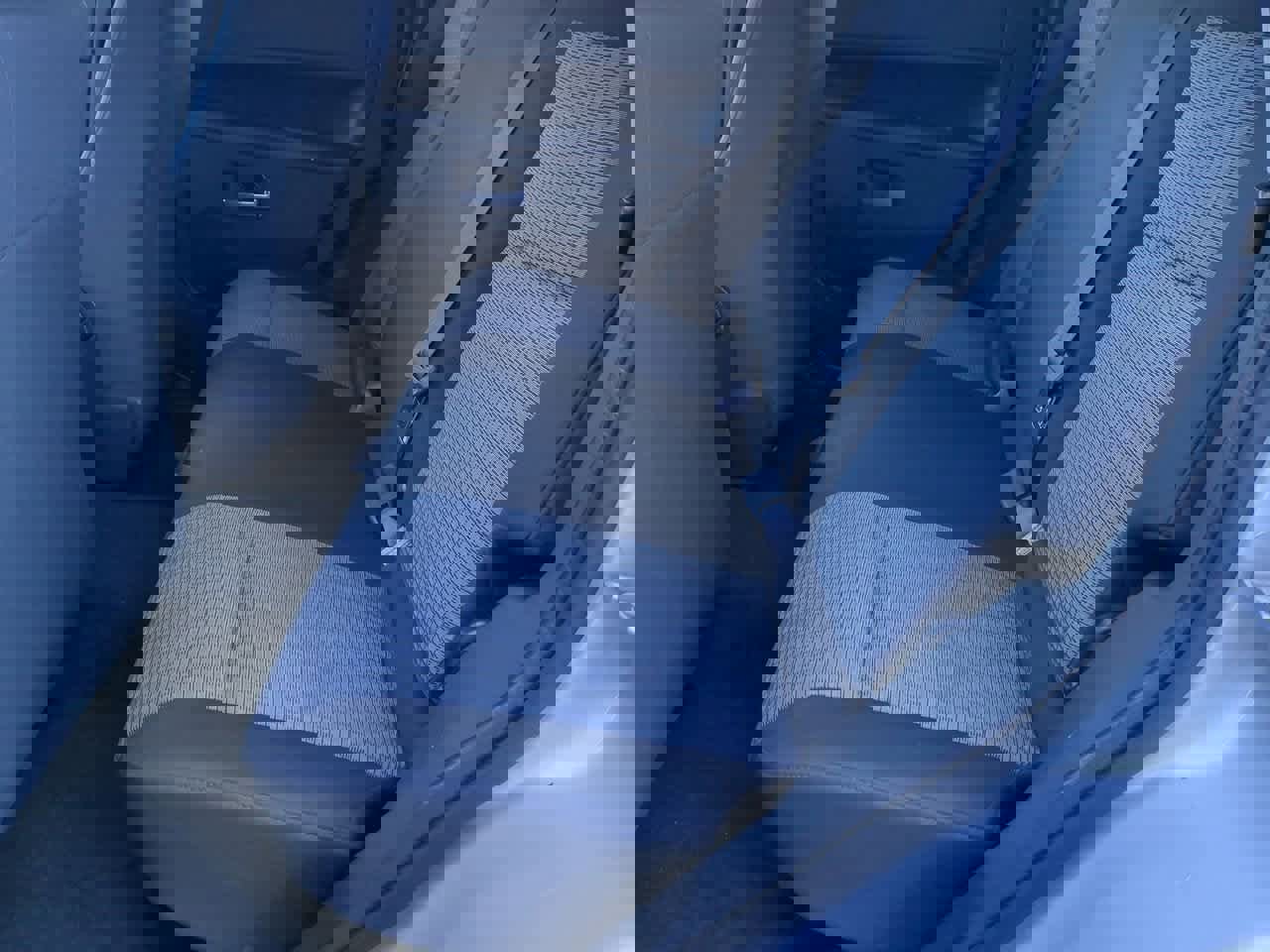 Used 2010 Jeep Grand Cherokee Laredo image 17