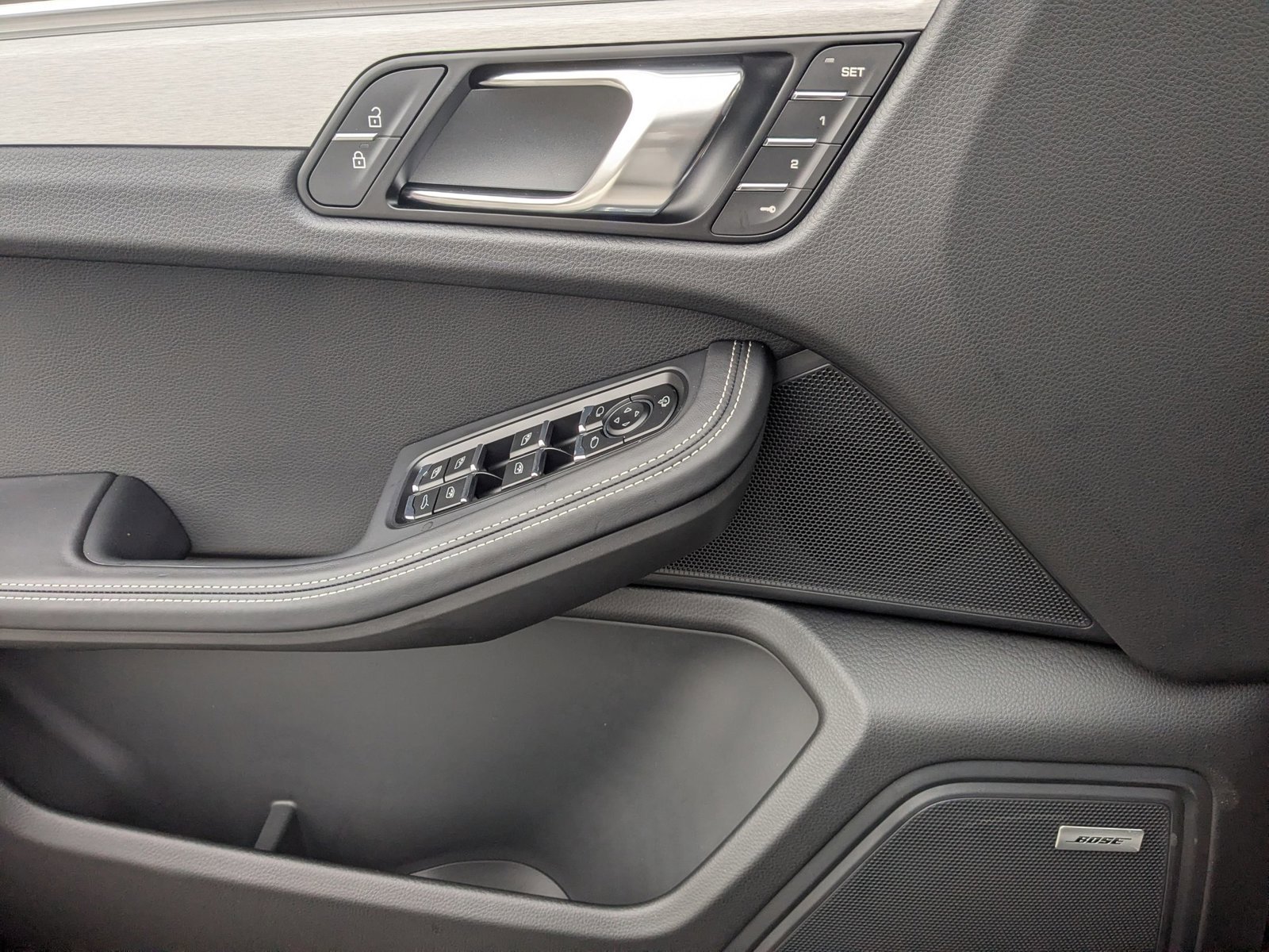 New 2026 Porsche Macan S image 13