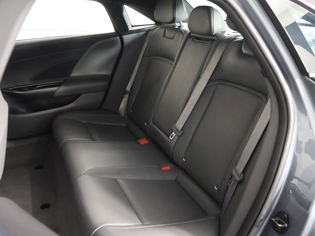 Used 2024 Lucid Air Touring AWD/4WD image 33