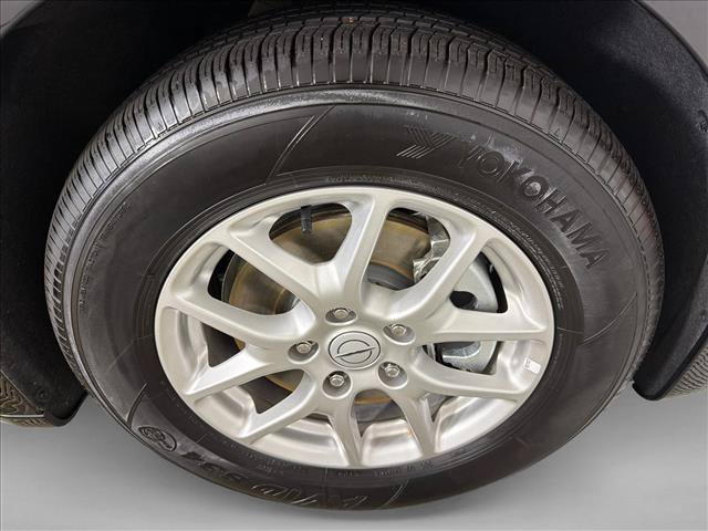 Used 2025 Chrysler Pacifica Select FWD image 12