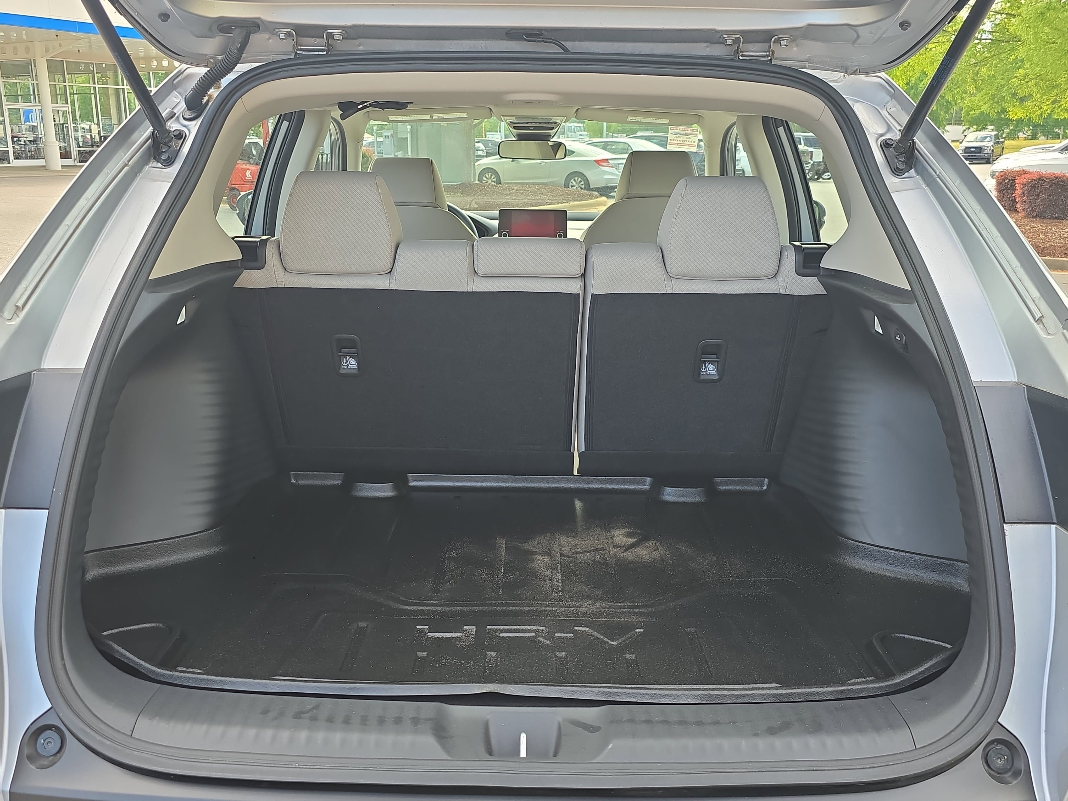 Used 2023 Honda HR-V LX image 13