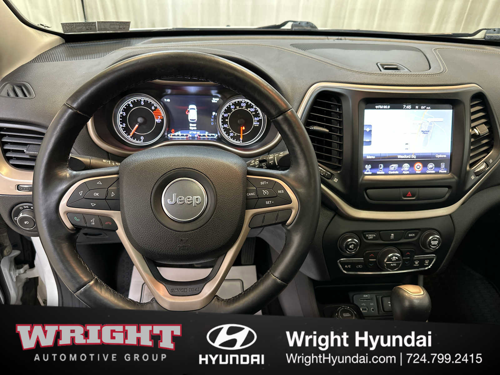 Used 2017 Jeep Cherokee Limited image 19