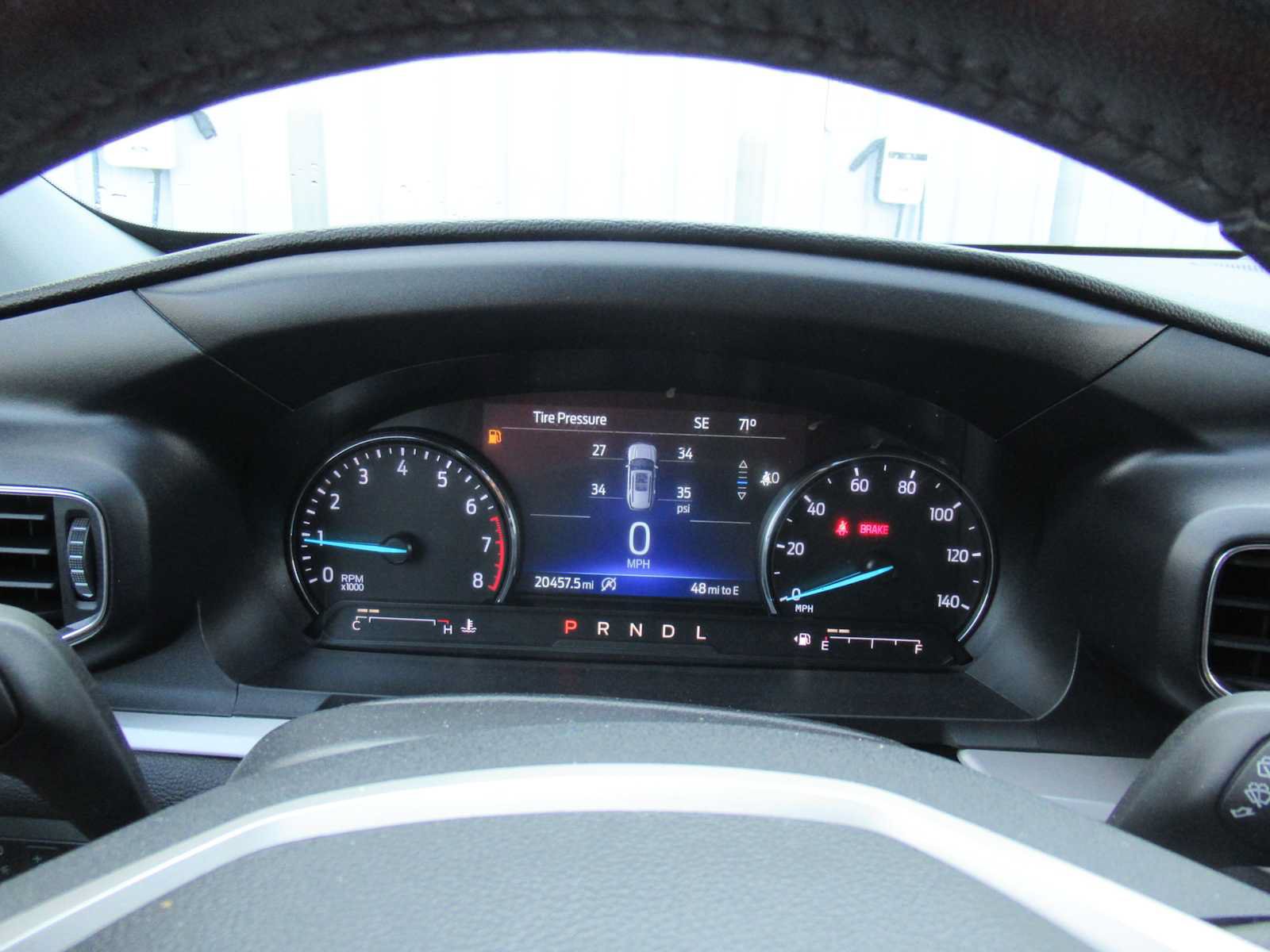 Used 2024 Ford Explorer XLT w/ Equipment Group 202A AWD/4WD image 32