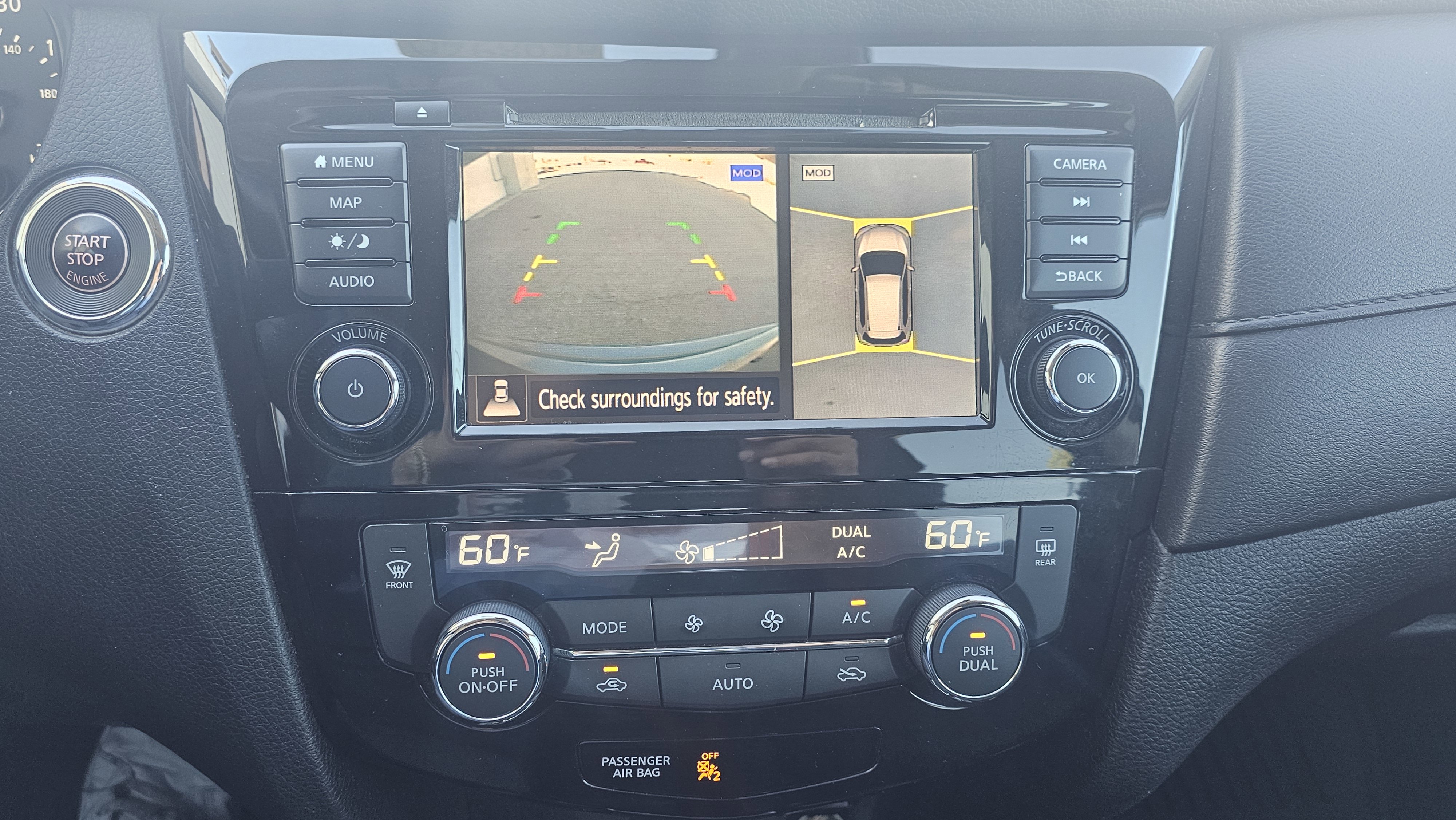 Used 2020 Nissan Rogue SV w/ Premium Package image 17