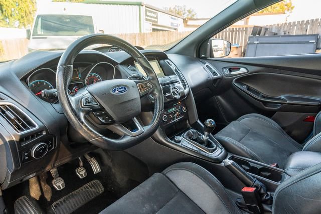 Used 2017 Ford Focus RS image 23