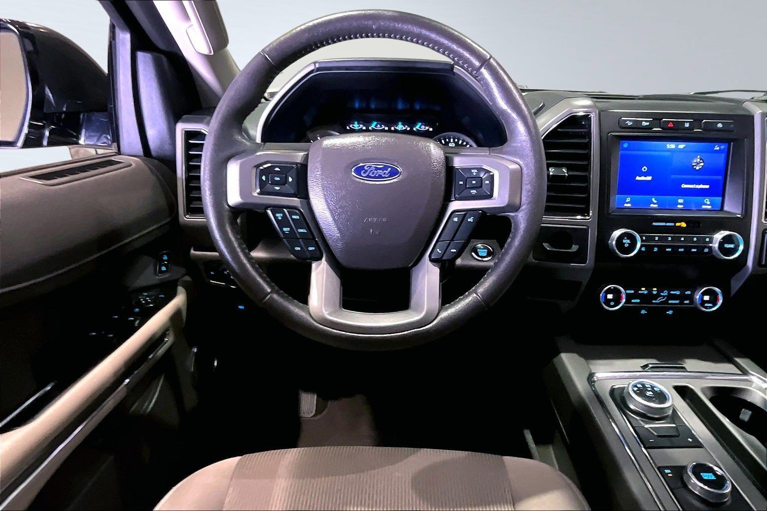 Used 2021 Ford Expedition XLT AWD/4WD image 9