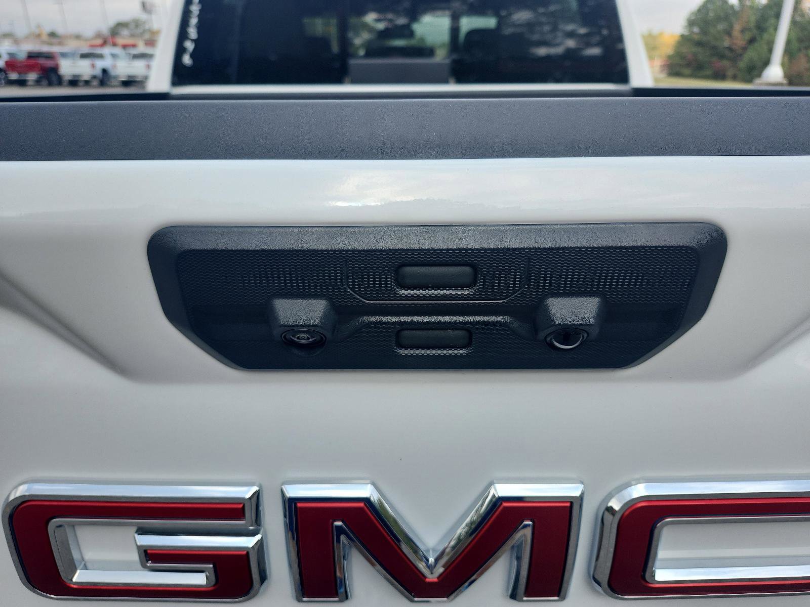 New 2026 GMC Sierra 1500 SLT w/ SLT Premium Plus Package image 10