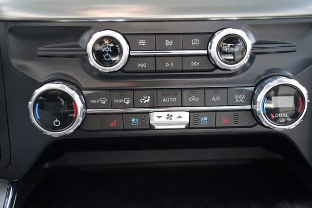 Certified 2021 Ford F150 Lariat w/ Trailer Tow Package image 15