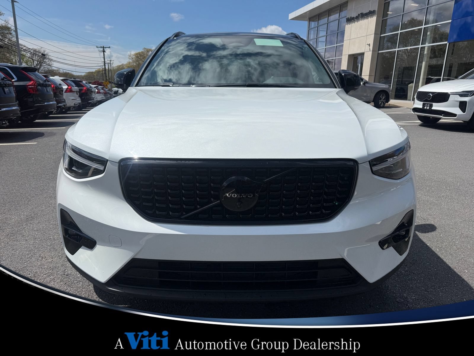 Used 2026 Volvo XC40 B5 Ultra w/ Protection Package Premier AWD/4WD image 3