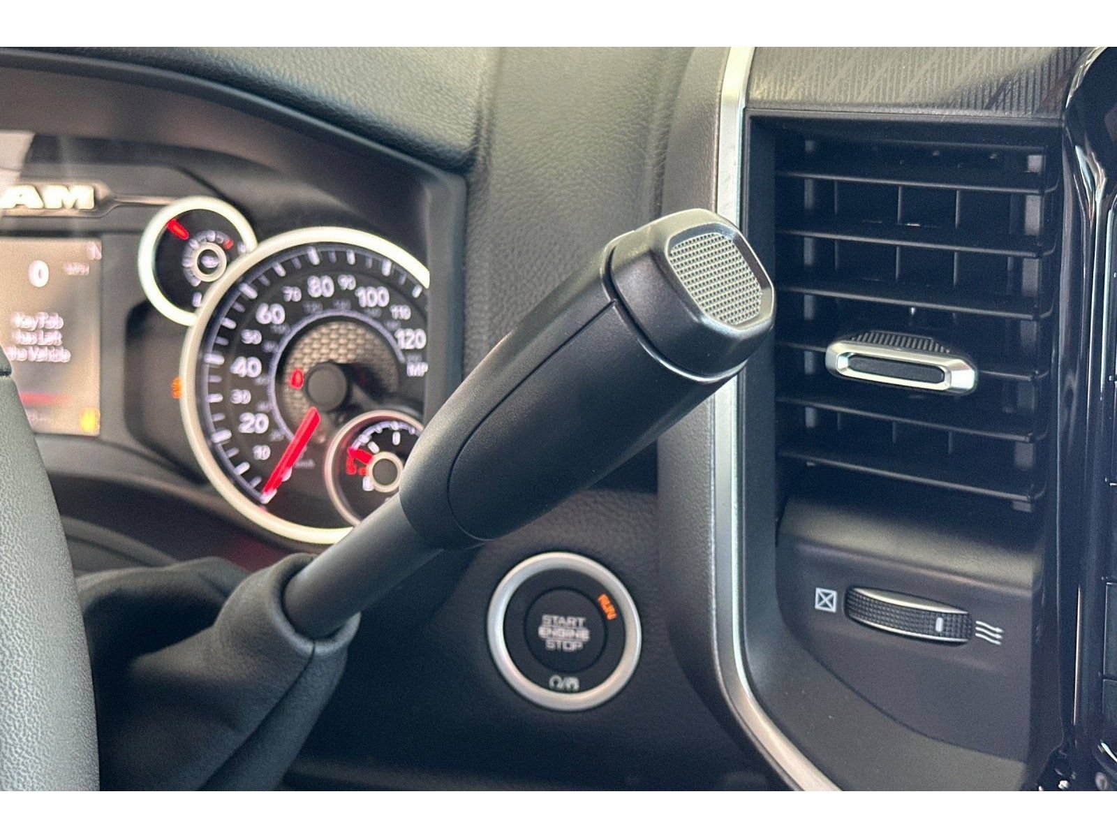 New 2026 RAM 2500 Big Horn AWD/4WD image 22