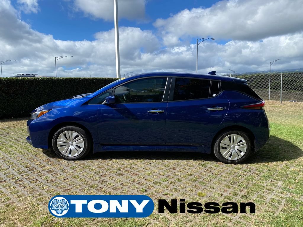 Used 2023 Nissan Leaf S FWD image 4