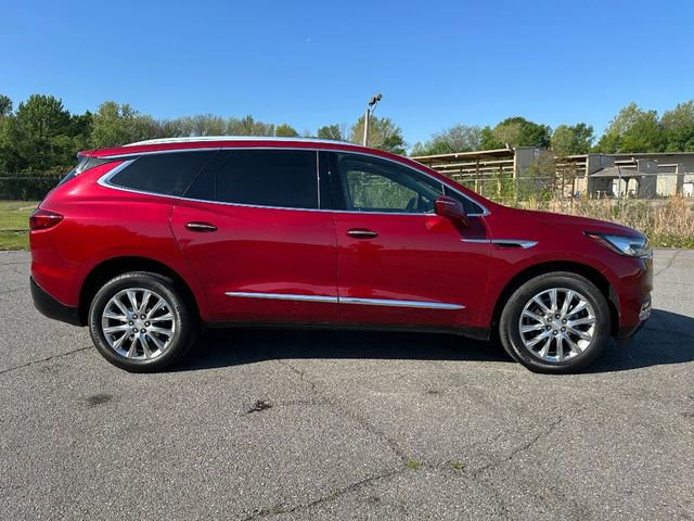 Used 2021 Buick Enclave Essence w/ Sound and Sites Package FWD image 3