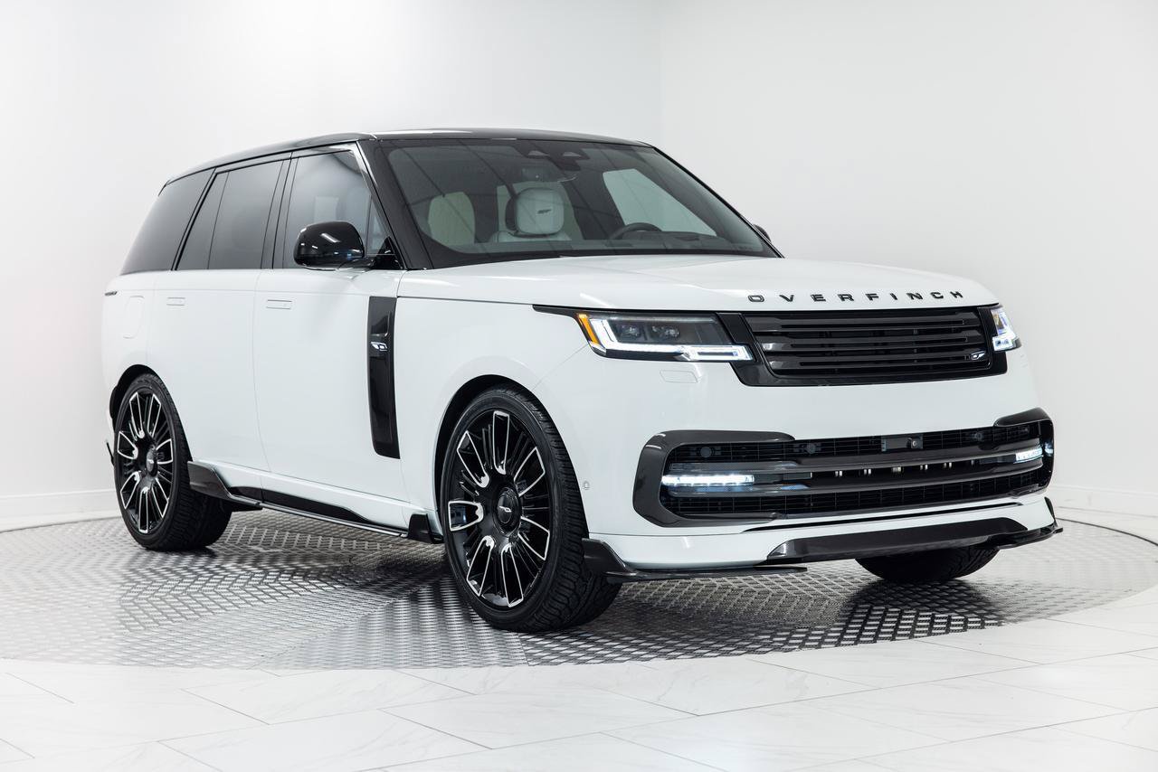 Used 2025 Land Rover Range Rover SE AWD/4WD image 8