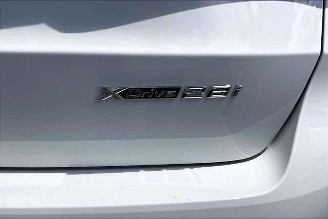 Used 2026 BMW X1 xDrive28i AWD/4WD image 32
