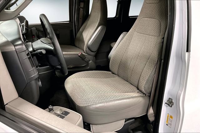 Used 2025 GMC Savana 3500 LT w/ LT Preferred Equipment Group image 18