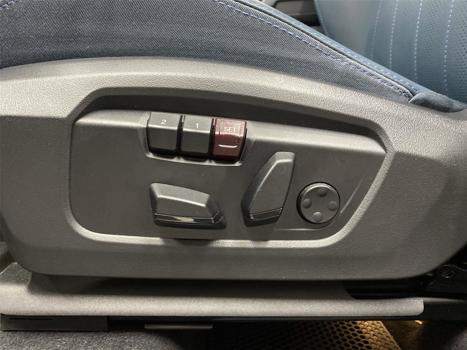 Certified 2025 MINI Cooper Countryman S w/ Comfort Package Max image 18