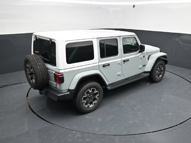 New 2026 Jeep Wrangler Unlimited Sahara w/ Whitecap Package AWD/4WD image 55