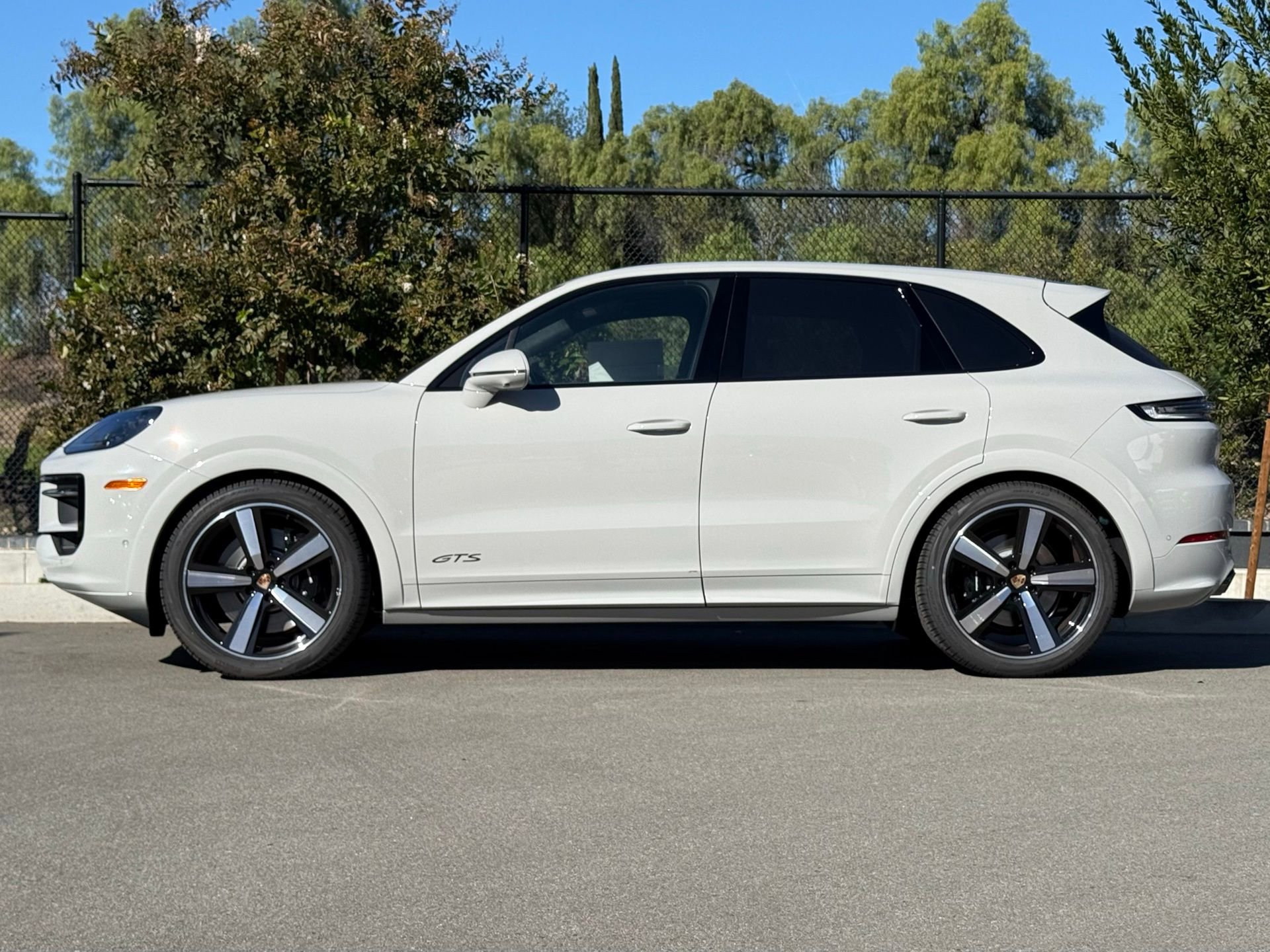 New 2026 Porsche Cayenne GTS AWD/4WD image 2