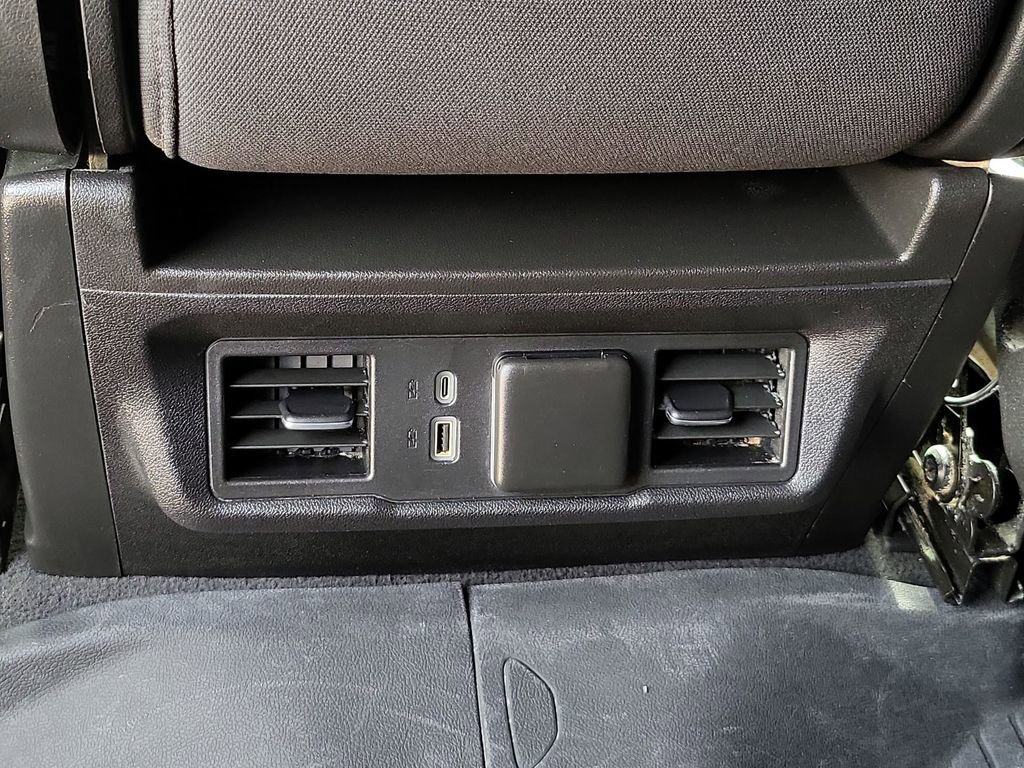 Used 2024 Chevrolet Silverado 2500 LT image 20