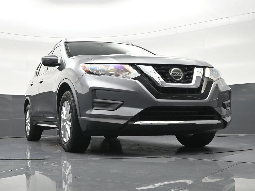Used 2020 Nissan Rogue S w/ Special Edition Package FWD image 31