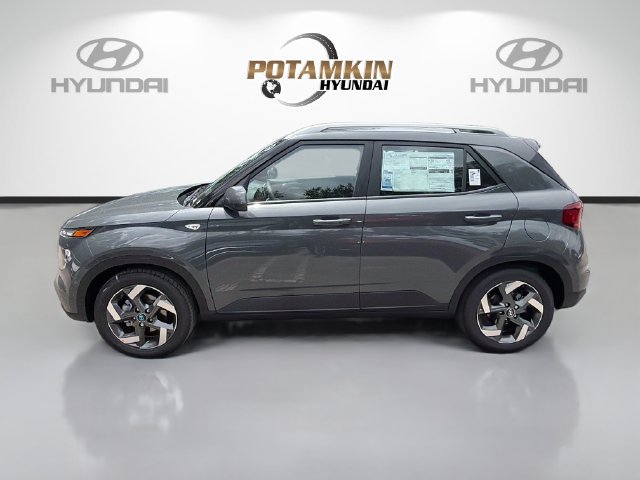 New 2026 Hyundai Venue SEL FWD image 8
