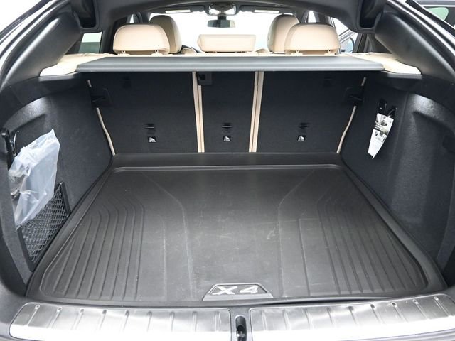 Used 2024 BMW X4 M40i w/ Premium Package image 11