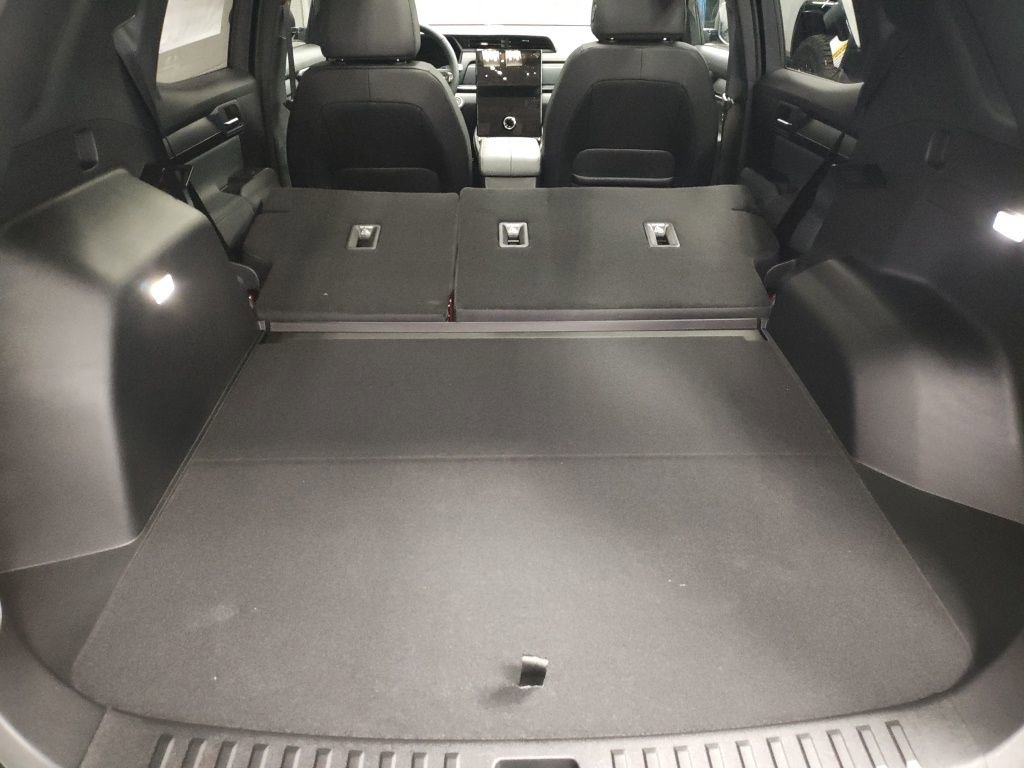 New 2026 GMC Terrain AT4 w/ Technology Package II image 16