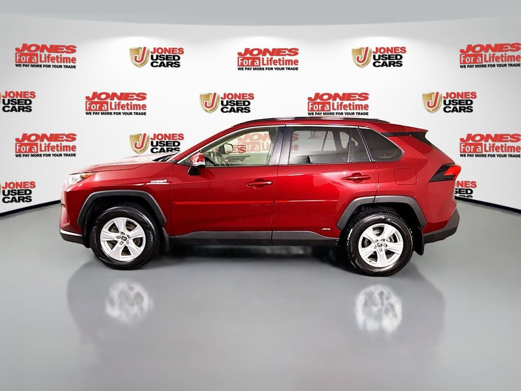 Certified 2021 Toyota RAV4 XLE w/ Convenience Package image 15