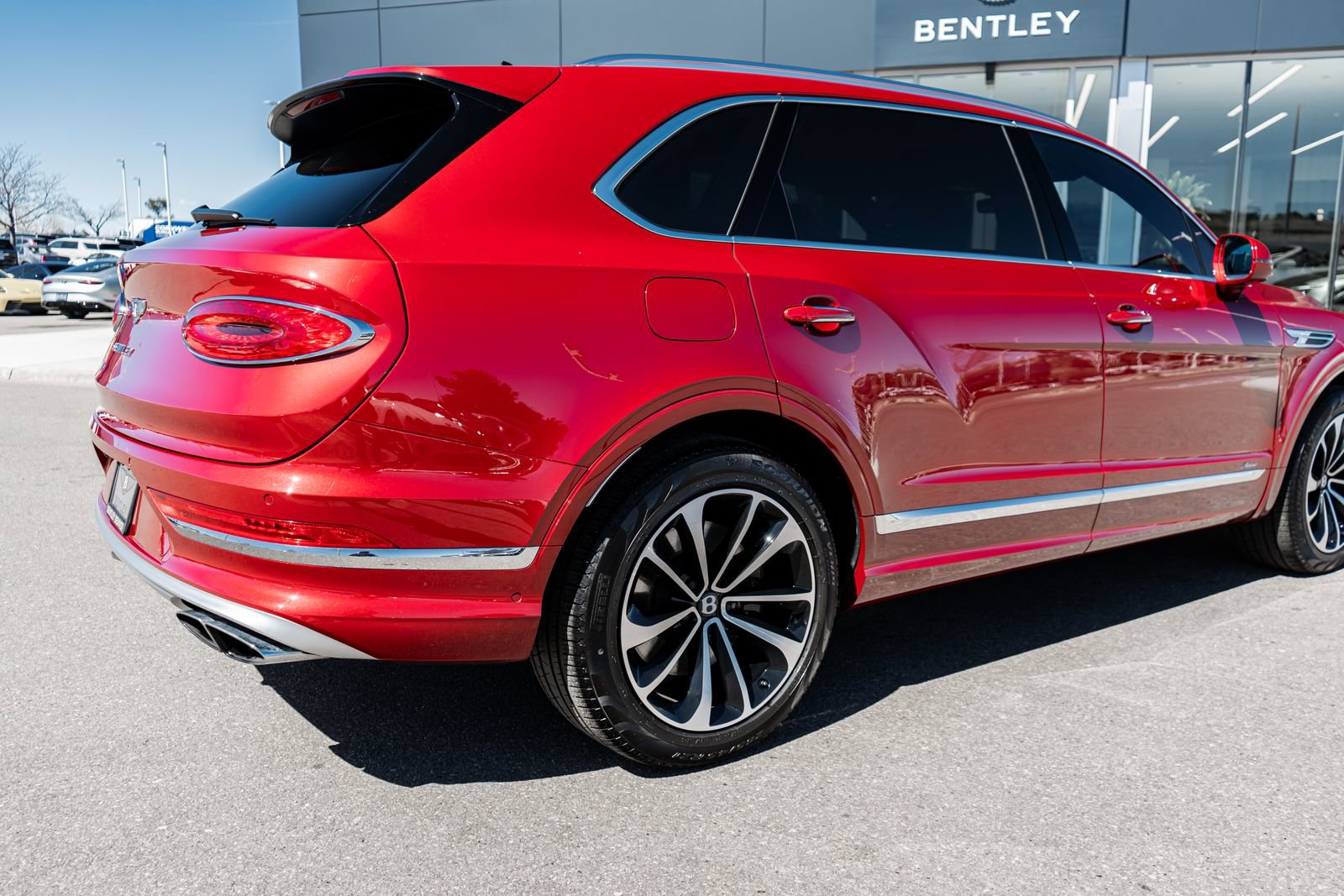 Certified 2024 Bentley Bentayga Extended Wheelbase image 13