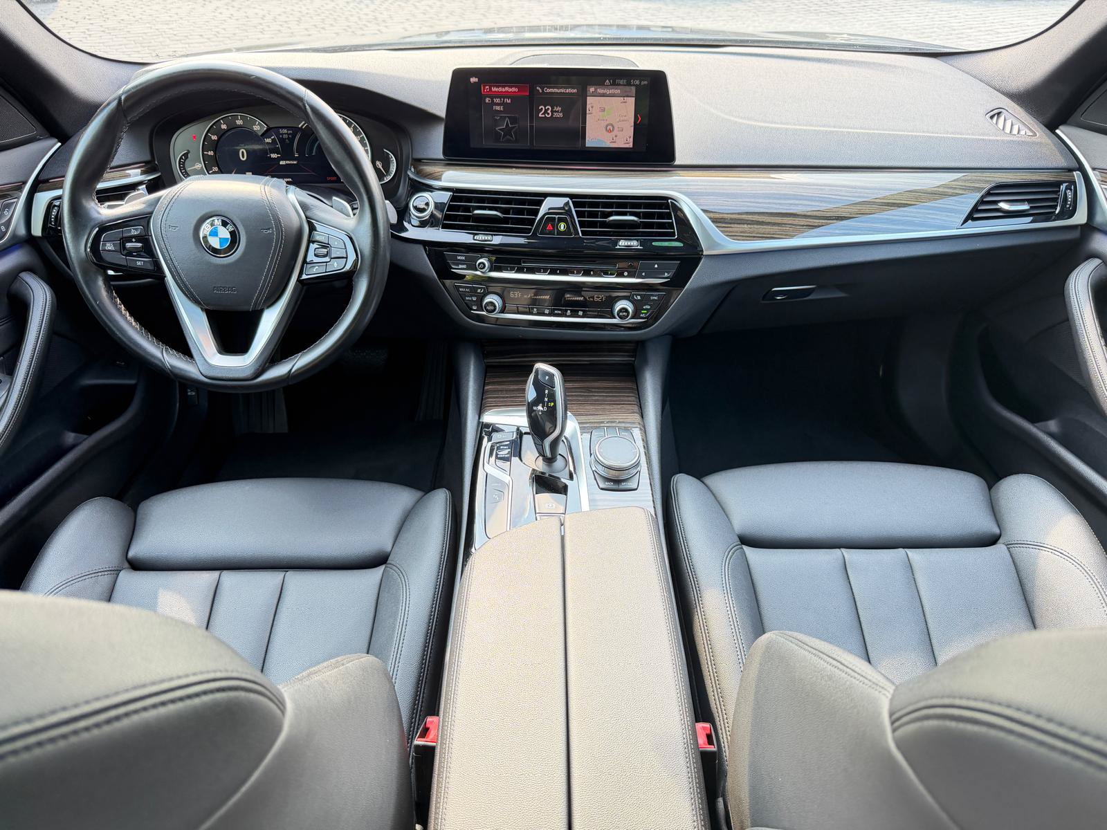 Used 2019 BMW 530e RWD image 22