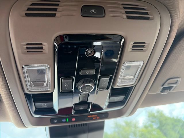 New 2026 GMC Yukon XL Denali w/ Denali Reserve Package AWD/4WD image 26