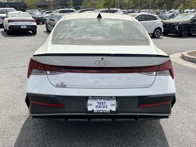 New 2026 Hyundai Elantra SEL Sport Premium FWD image 7