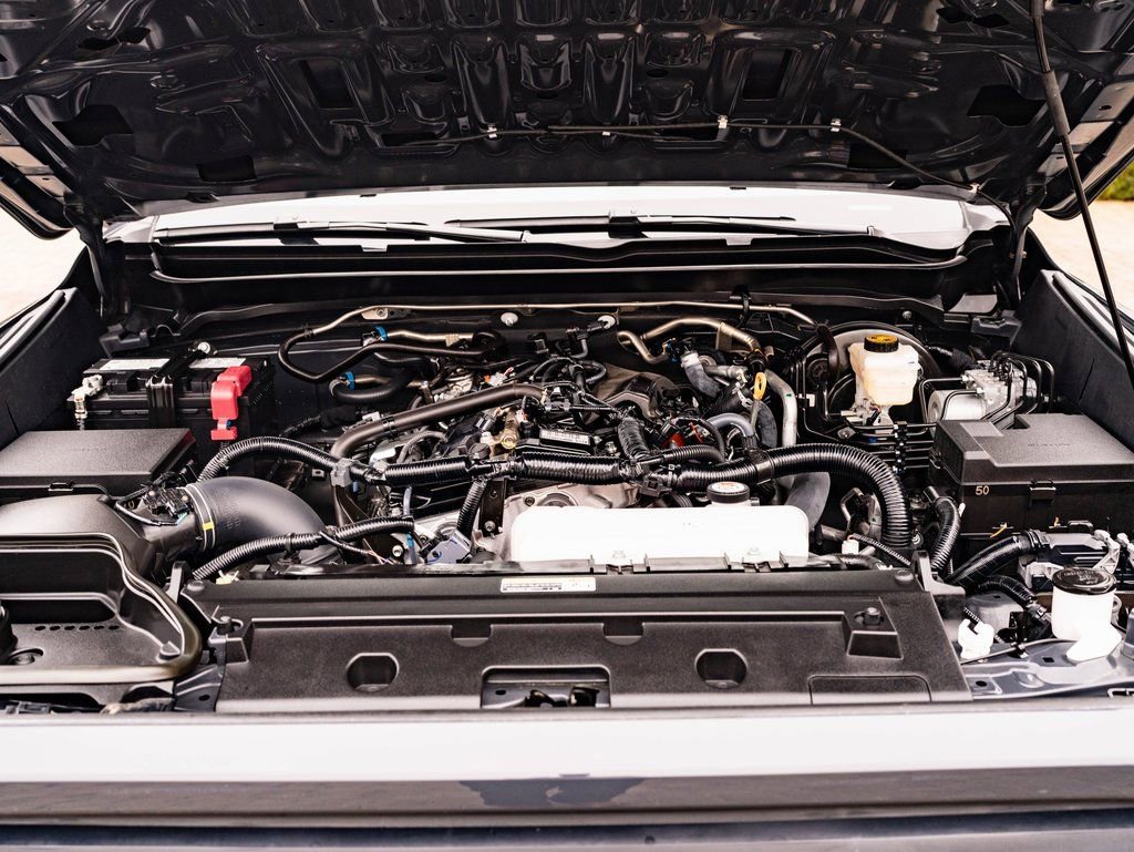 Used 2025 Toyota Tacoma SR RWD image 41