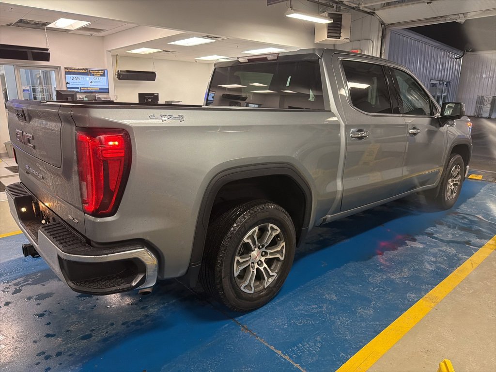 Used 2026 GMC Sierra 1500 SLT image 5