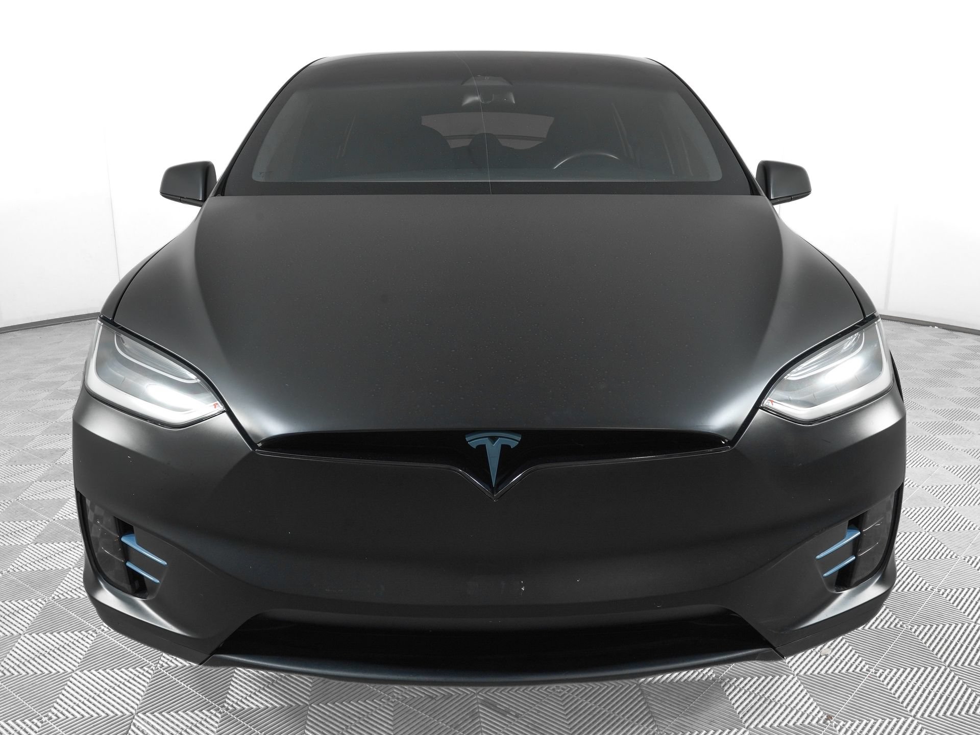 Used 2021 Tesla Model X Long Range AWD/4WD image 2