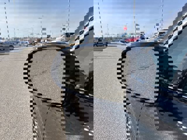 Used 2023 Hyundai Santa Fe SEL w/ Premium Package image 7