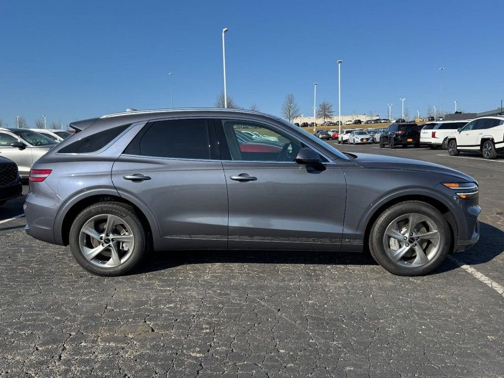 New 2026 Genesis GV70 2.5T Select image 2