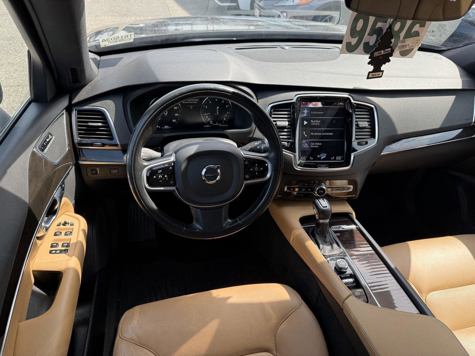 Used 2017 Volvo XC90 T6 Momentum w/ Vision Package AWD/4WD image 13