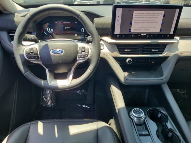 Used 2026 Ford Explorer Active w/ Active Comfort Package RWD image 4