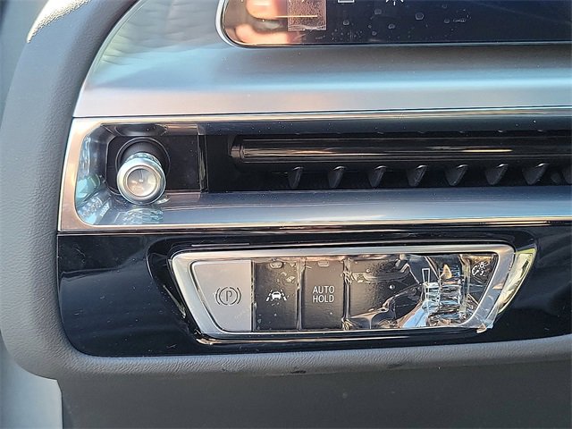 Used 2025 Cadillac Lyriq Sport image 16