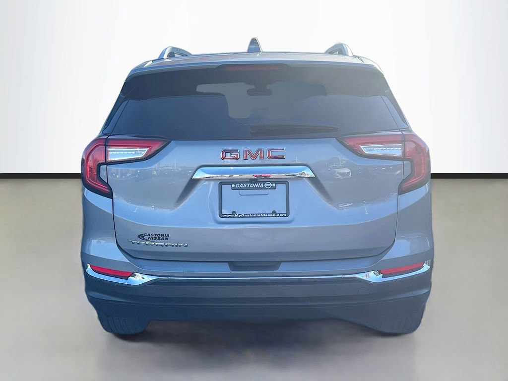 Used 2024 GMC Terrain SLT image 6