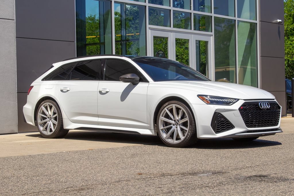 Used 2021 Audi RS 6 AWD/4WD image 3