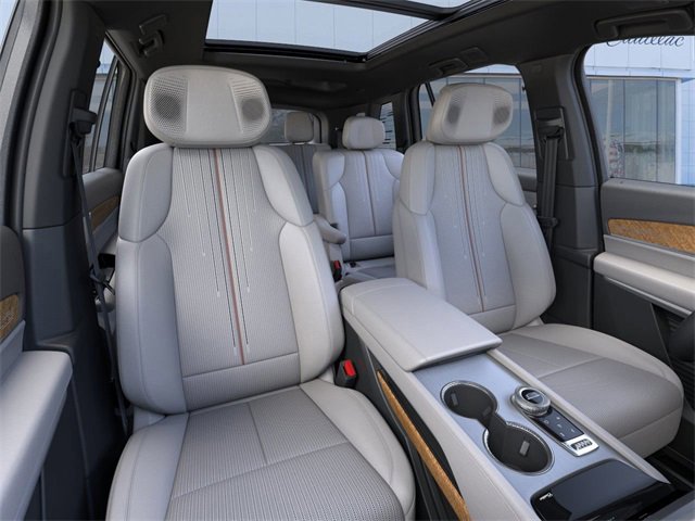 New 2026 Cadillac Vistiq Sport w/ LPO, Floor Liner Package image 16
