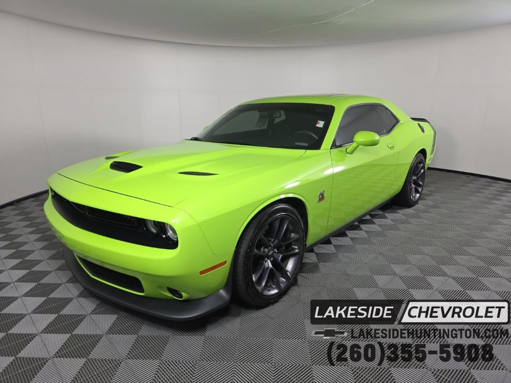 Used 2023 Dodge Challenger R/T Scat Pack w/ Scat Pack Stripe RWD image 1