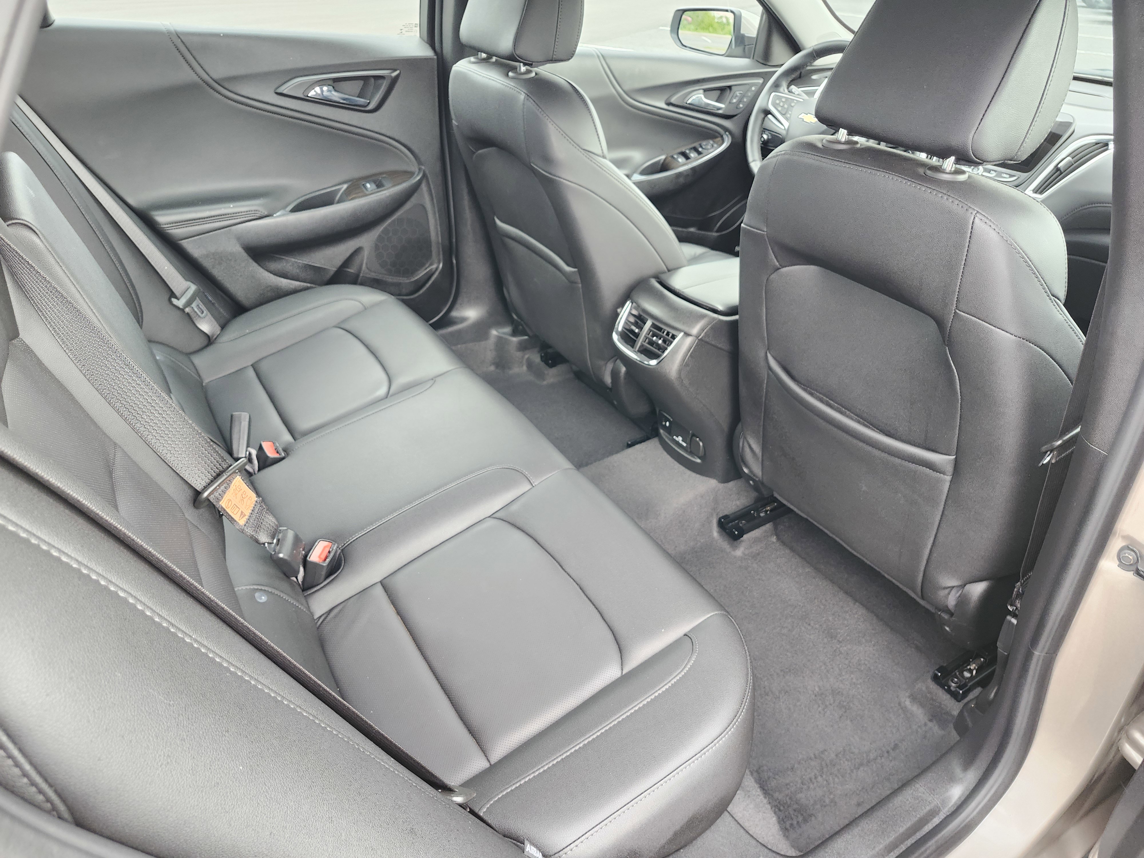Used 2024 Chevrolet Malibu LT FWD image 21