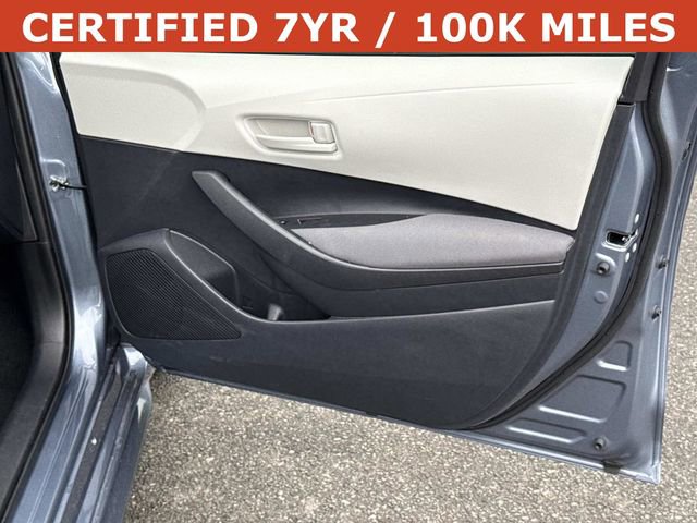 Used 2025 Toyota Corolla LE FWD image 8
