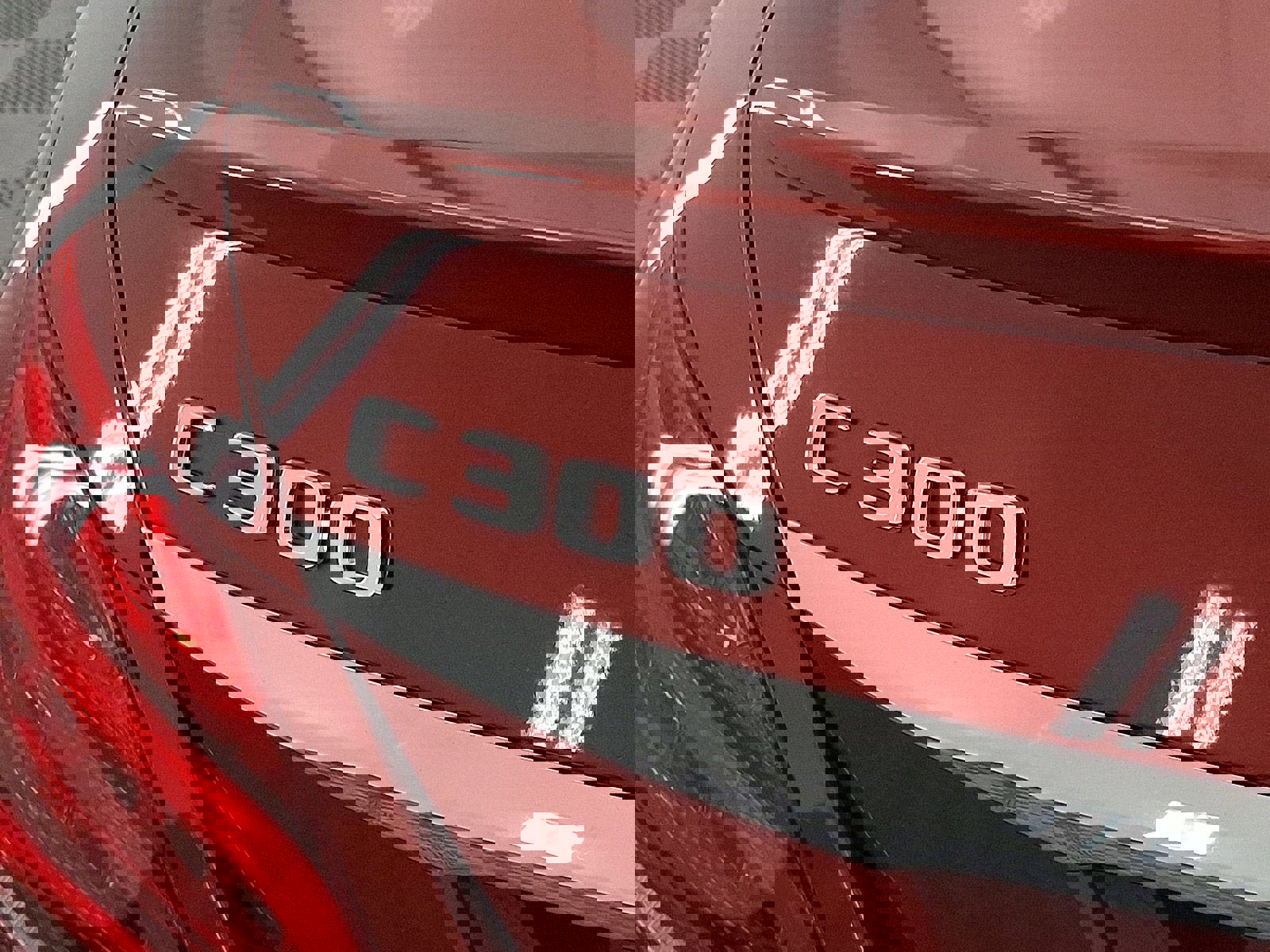 Used 2018 Mercedes-Benz C 300 4MATIC Sedan image 24