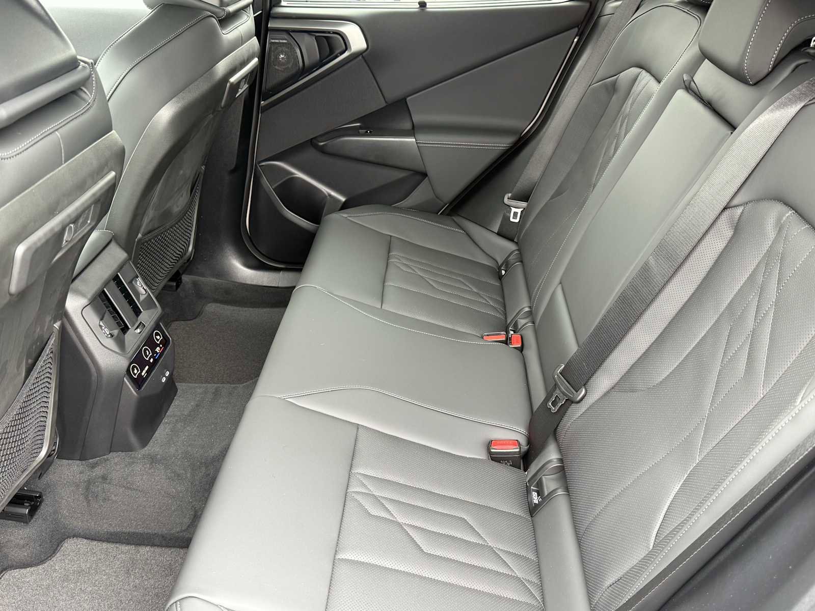 New 2025 BMW X3 xDrive30i w/ Premium Package image 29